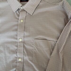 UNTUCKit Men's Casual Checkered Shirt - White with Red/Gray Checks